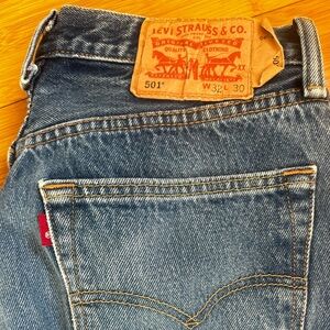 Levi's 501  sz 32x3O. Good used condition